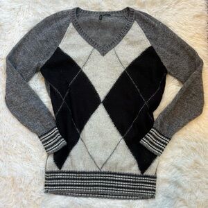 Stile Benetton mohair blend soft argyle sweater gray black v neck size small